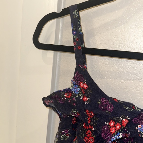 EUC TORRID Brand Flower Floral Print Tank Top Plus Size 1x Navy Red - Picture 2 of 8